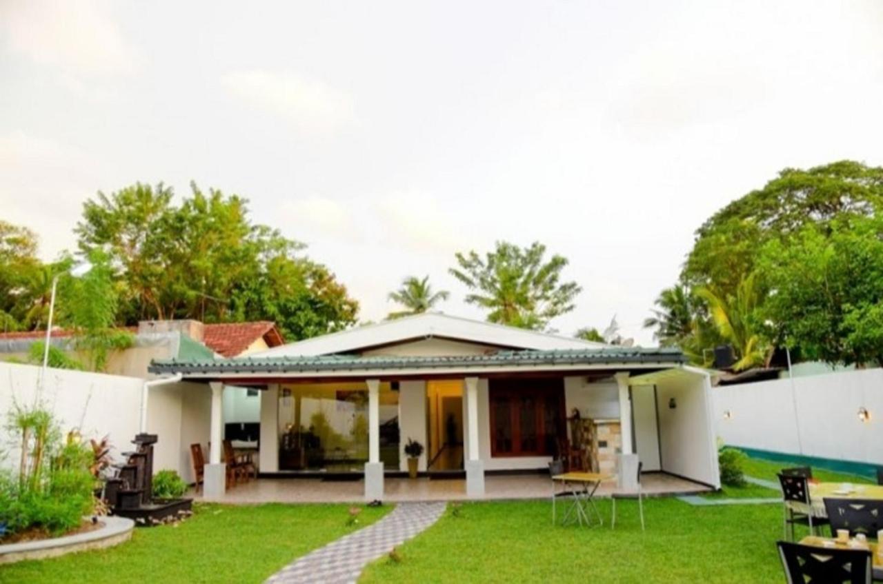 Slnco Villa Katunayake Exterior photo